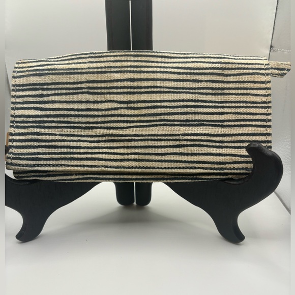 Joyn Handbags - Joyn Canvas Wallet